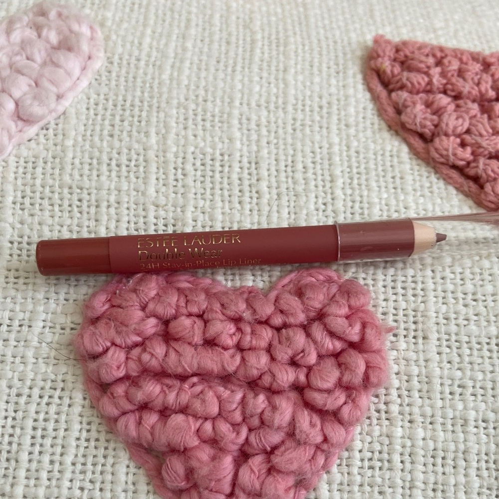 🆕 Estée Lauder Double Wear Lip Liner in 015 Blush